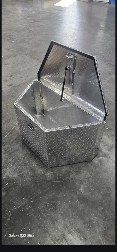 Canadian made aluminum trailer tool boxes, View more