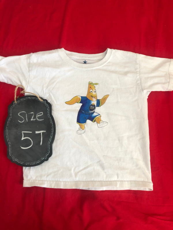 Cute Iberostar Star boys cotton t-shirt with Mascot - 5T in Clothing - 5T in Calgary - Image 2