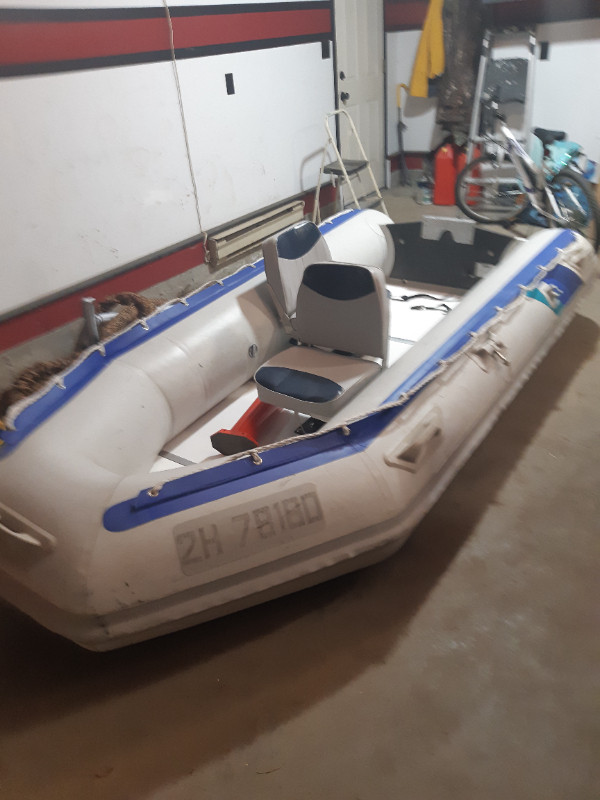 Inflatable power boat in Powerboats & Motorboats in Edmonton - Image 2