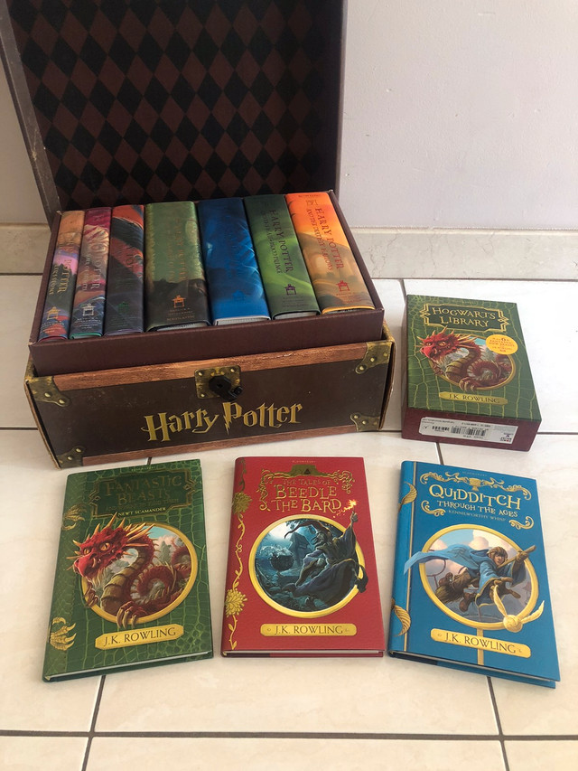 HARRY POTTER HARDCOVER COMPLETE BOOK SET IN COLLECTIBLE CHEST in Arts & Collectibles in City of Toronto