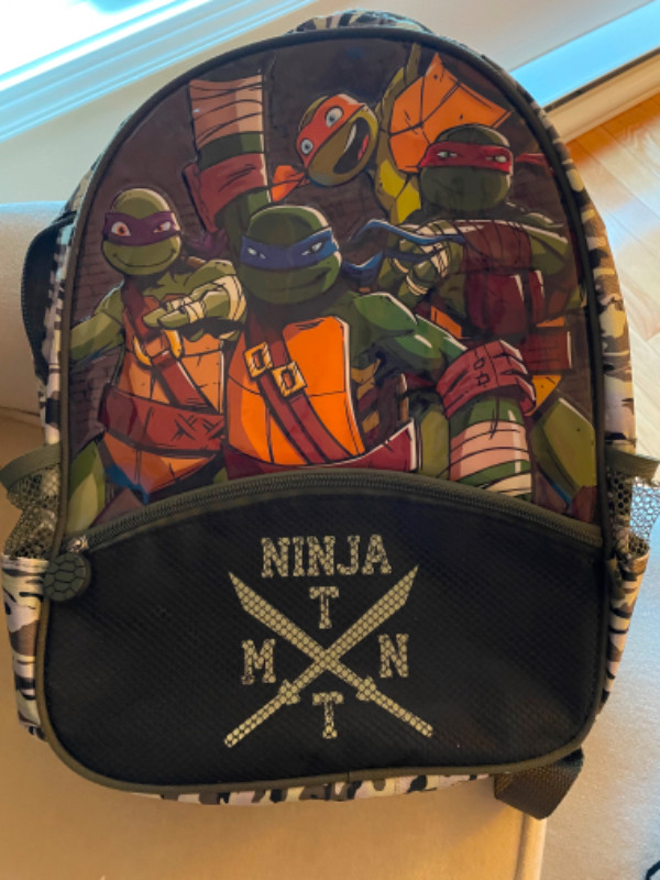 Heys Ninja turtles backpack dans Jouets et jeux  à Longueuil/Rive Sud