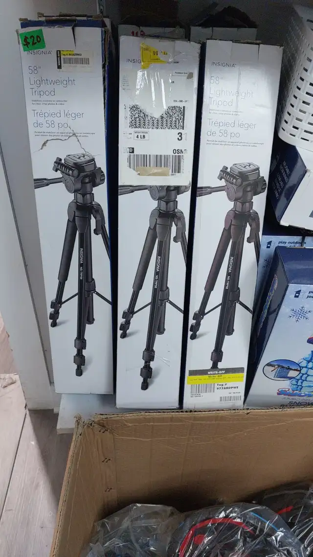 Tripod Stand - Insignia NS-TRP58-C 58-inch - Black