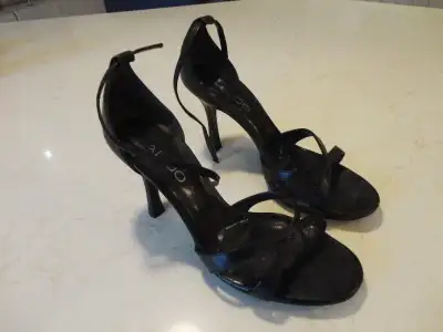 2 Pairs of Shoes - 1 Sets of Ladies and 1 Sets of Mens 8 to 9.5", View more