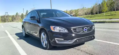 **2015 Volvo S60 T5 AWD Platinum – Top Trim – Low KM – 2 sets of tires – New MVI** Selling my well-m...