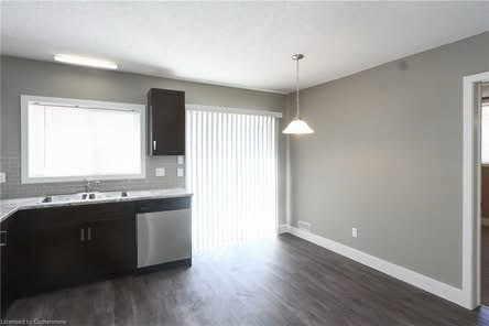 2 Bedroom Duplex Unit for Rent in Long Term Rentals in Kitchener / Waterloo - Image 2