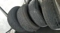 Pneus d'hiver/ winter tires Pirelli 265/70R16 Nissan Xterra
