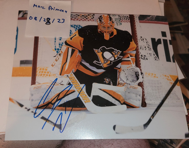 Casey DeSmith NHL hockey signed  8x10 picture / Photo signée dans Art et objets de collection  à Ville de Montréal
