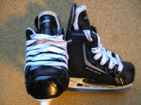Ice Skates, Size 6-8 youth for shoe size 7-9.5 youth