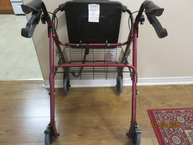 ADULT WALKER - LIKE NEW in Health & Special Needs in Kingston - Image 2