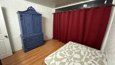 room for rent near UTM university mississauga Erin mill