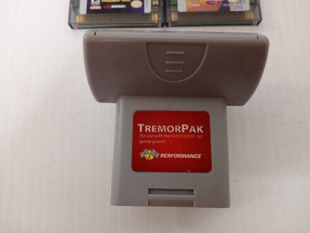 Nintendo DS Gameboy Color N64 Tremor Pak in Older Generation in Kitchener / Waterloo - Image 2