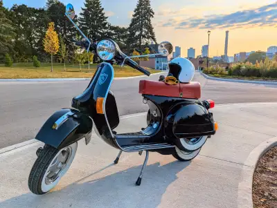 Classic MOD Vespa – A True Icon For sale: 1983 Vespa P200 – the perfect blend of vintage charm and m...