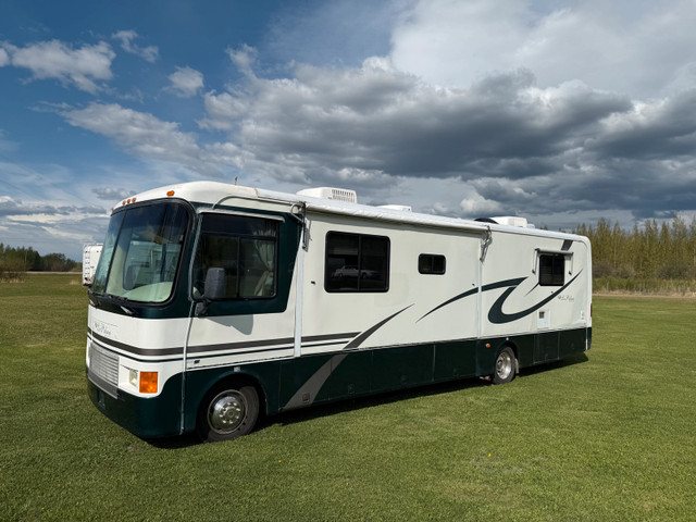 1999 La Palma by Monaco 34ft in RVs & Motorhomes in Edmonton - Image 2