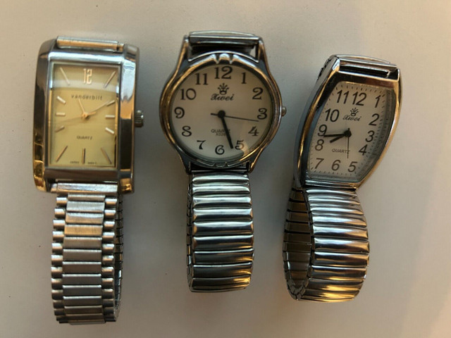 Used men's Vanderbilt and Ywei Watch quartz dans Bijoux et montres  à Ville de Montréal