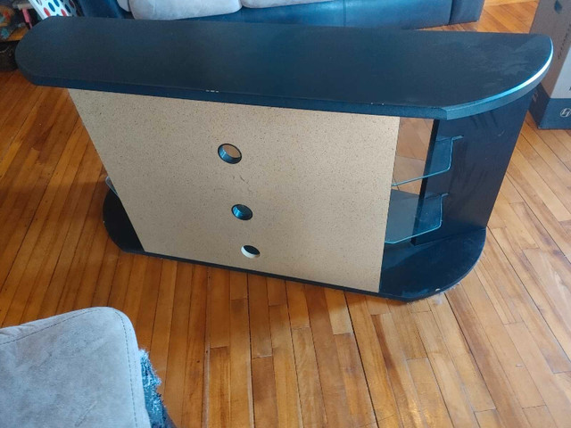 Entertainment Stand in TV Tables & Entertainment Units in Bridgewater - Image 2