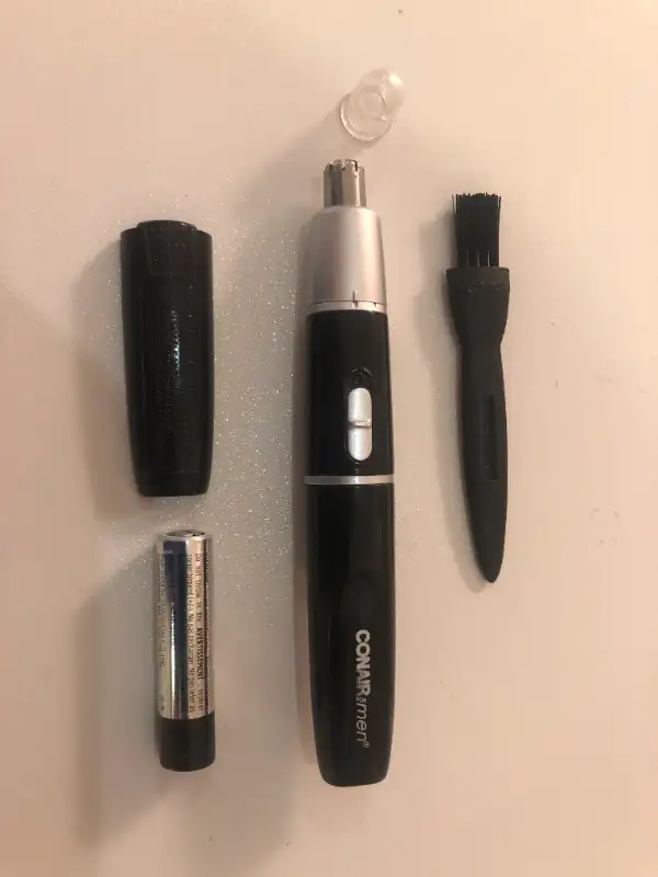 Ear / Nose Trimmer - battery powered  CONAIR for men632347032665611229