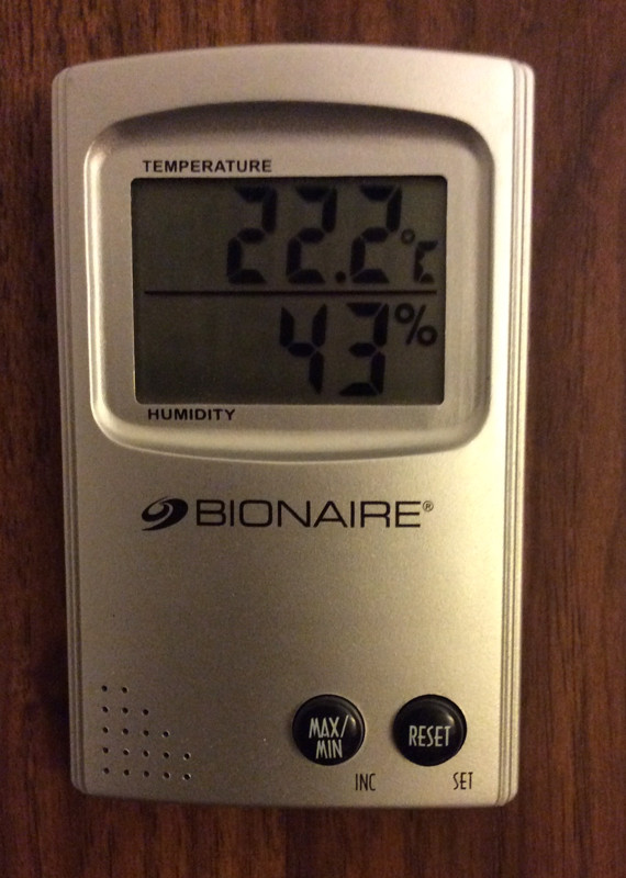 Bonaire Bt 400 DIGITAL HYGROMETER/THERMOMETER- Excellent Conditi in General Electronics in City of Toronto - Image 3