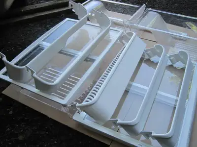 KENMORE (Sears) Refrigerator Parts - Divers Pieces Réfrigérateur, View more