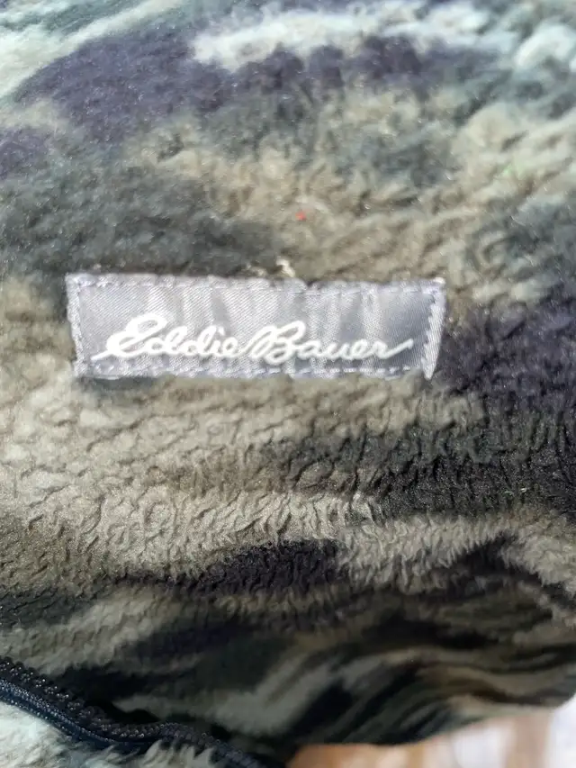 Children’s Jacket in Kids & Youth in Laval / North Shore - Image 7