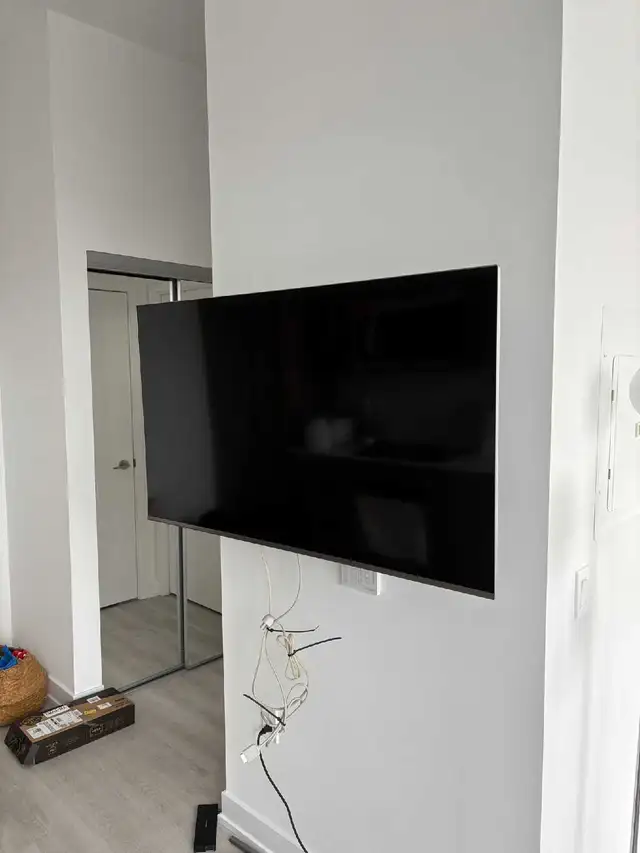 Painting, Drywall Repair, TV Mounting & Handyman Services