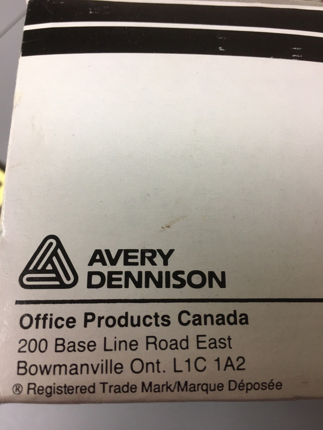 Avery Self Adhesive File Folder Labels (7 Boxes-200 Each) in Other Business & Industrial in Kitchener / Waterloo - Image 3