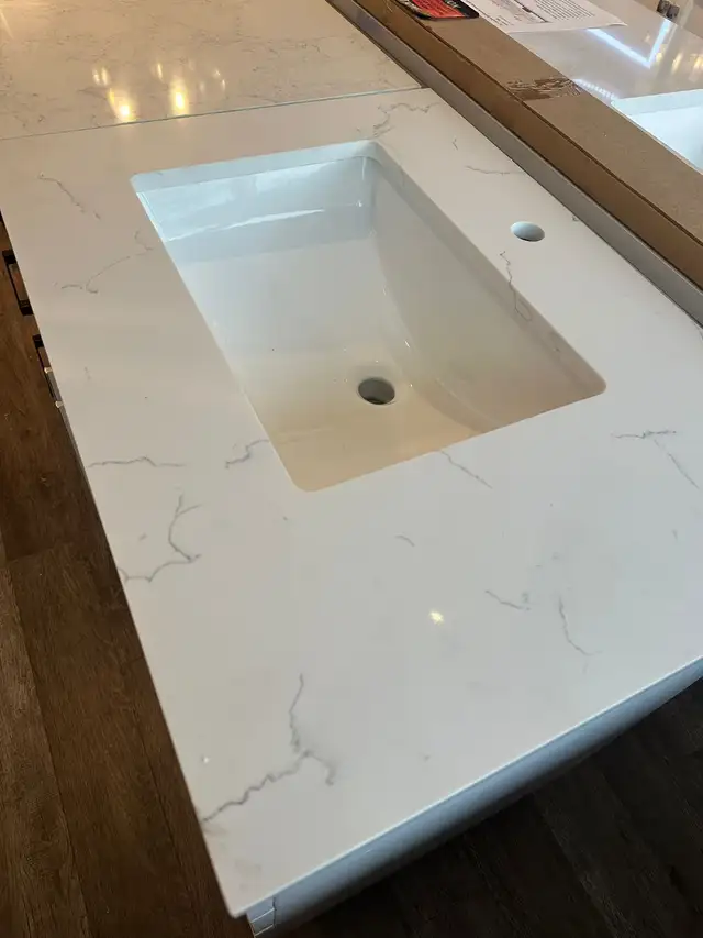 30” Bathroom Vanity with Carrara Quartz Top – Brand New in Cabinets & Countertops in Oakville / Halton Region - Image 8