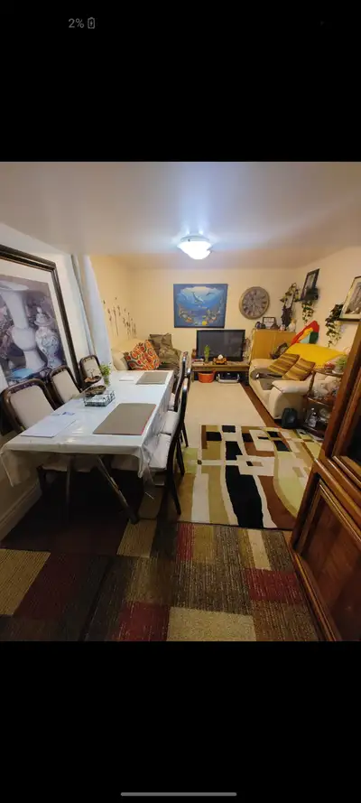 Need roommate!!