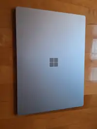 Ordinateur portable Microsoft Surface 3 écran 15 pouces