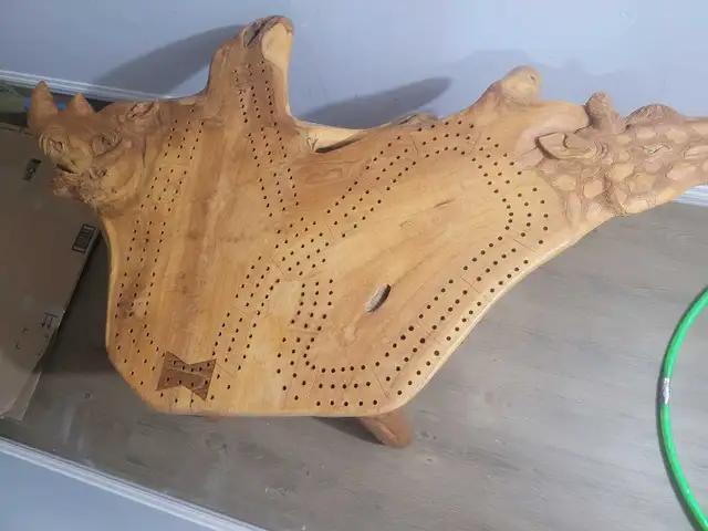 Custom Cribbage Root Wood hand Carved Table in Coffee Tables in Calgary - Image 7