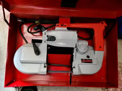 MILWAUKEE SCIE RUBAN / MILWAUKEE BAND SAW, View more