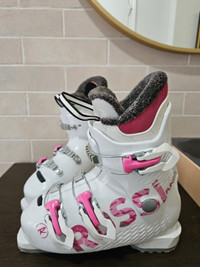 Girls Ski Boots, Like New, Size 21.5