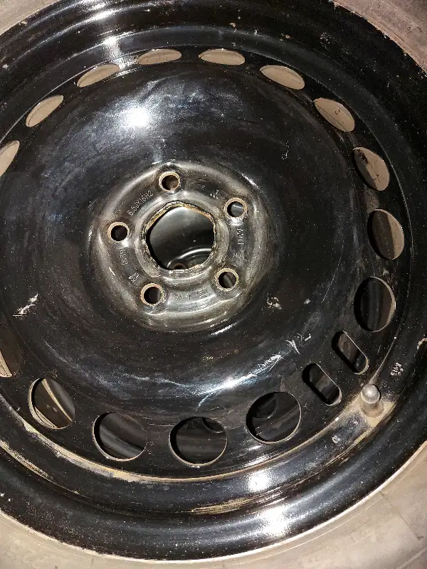 215 60 16 FIRESTONE ALL SEASON in Tires & Rims in Cape Breton - Image 2