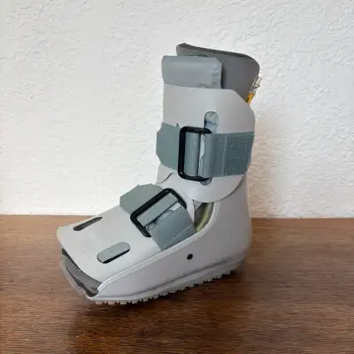 Walking Air Cast Boot - Small / Petit - SP-Walker, View more