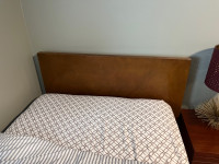 Solid wood single bed 