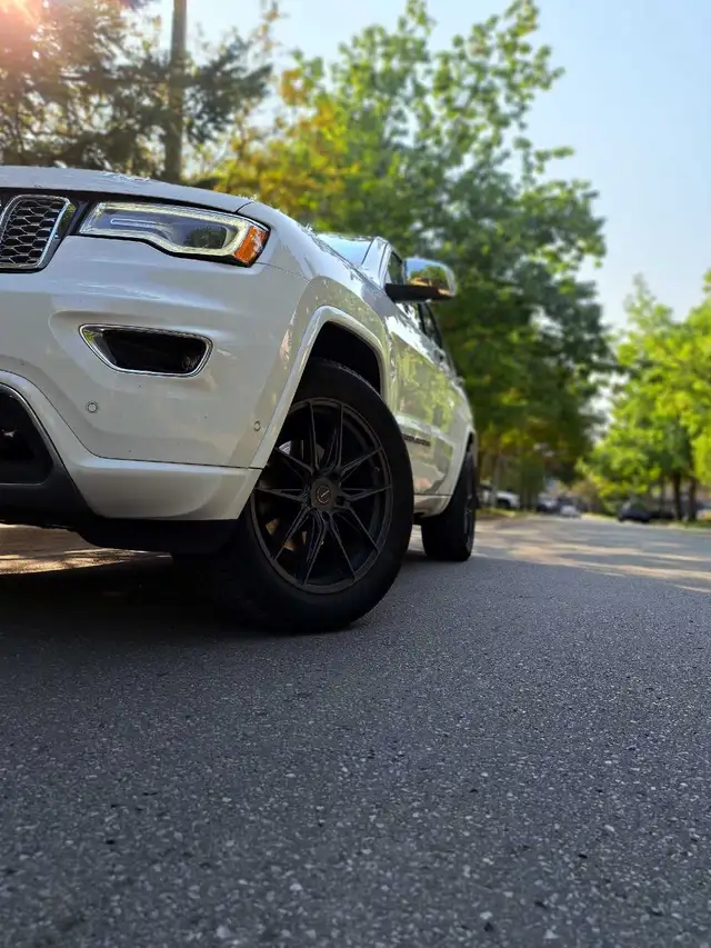 Grand Cherokee 5x127 Superspeed Rims RF04 20" Michelin 275 50 20 in Tires & Rims in Markham / York Region - Image 6