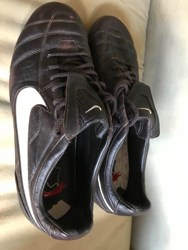 Nike Zoom Men's Soccer Cleats Size 9.5 in Soccer in City of Toronto