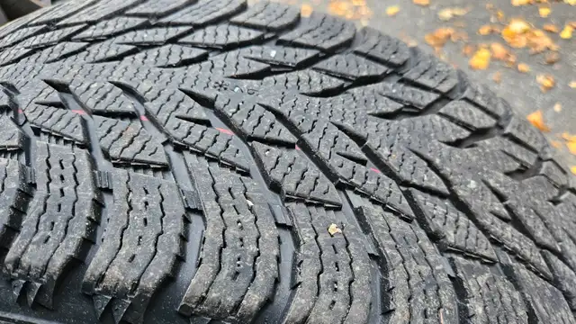 Winter tires and rims - Nokian Hakkapeliita R3 SUV in Tires & Rims in City of Montréal - Image 5