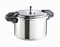 T-fal 16 Qrt ( 15L ) Aluminum Pressure Cooker . Almost new !!