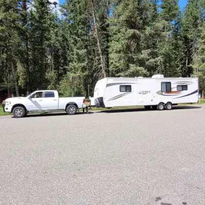 Excellent condition. Zero delamination. No leaks. It’s in amazing shape. Trailer has had very little...