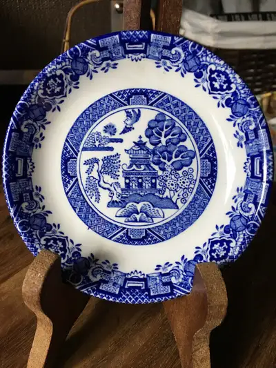 Vintage Wood & Sons Woods Ware  4.25 inch plate, View more
