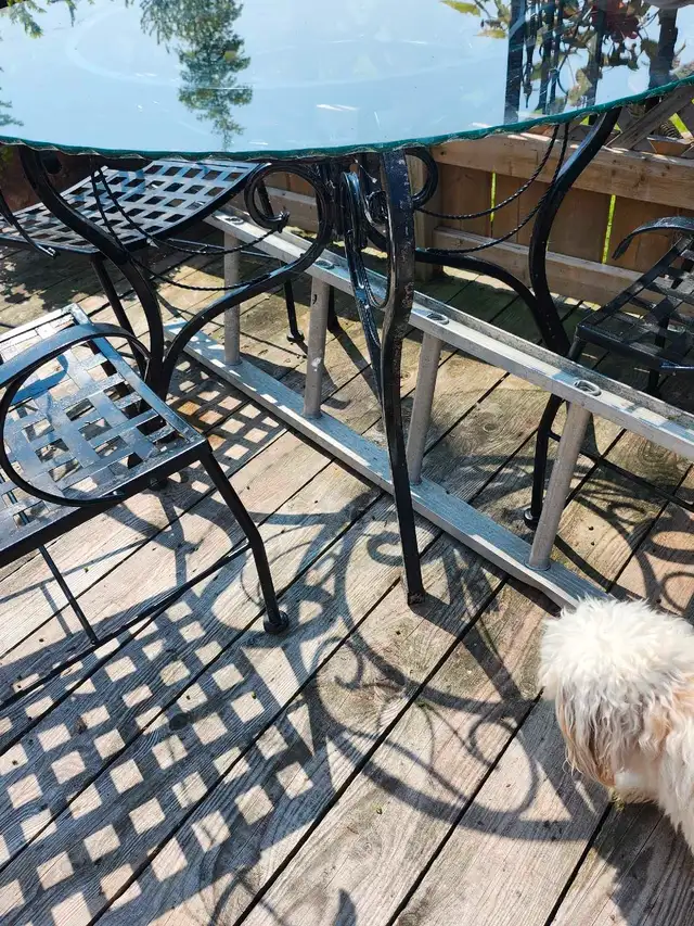 Rod iron table with beveled glass top62864363644418122