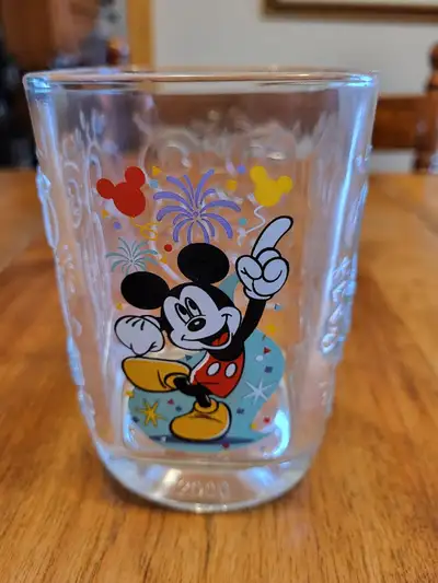 McDonalds Walt Disney 2000 square glass, View more