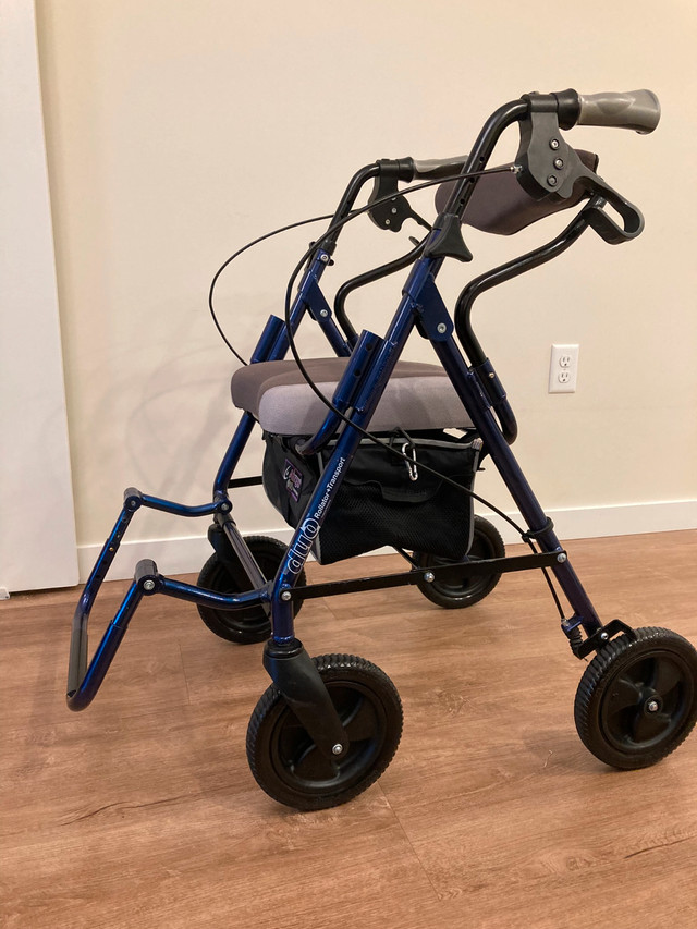 Airgo 2 in 1 walker/ transport chair in Health & Special Needs in Calgary - Image 4
