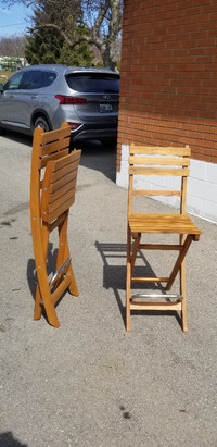 Folding bar stools