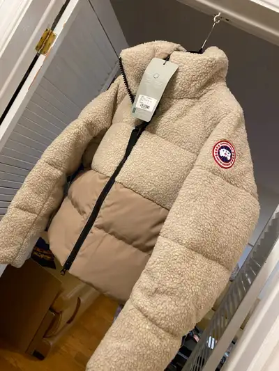  Canada Goose Elora Puffer , View more