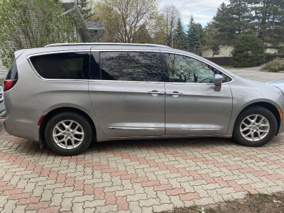 Chrysler Pacifica Touring_L 2020