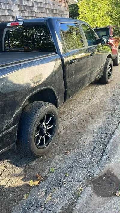 2022 dodge ram 20” rims, no tires. Looking to trade for stock 22” ram rims. Could also swap 20” mayh...