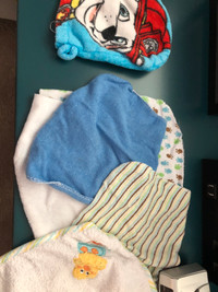 Five Baby Washcloths and Glove