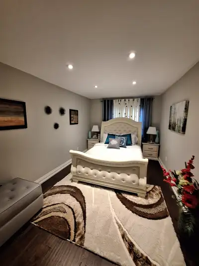 Upscale Furnished Room for Rent in Scarborough Prime Location