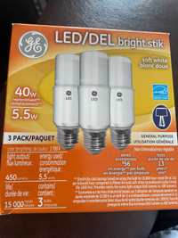 NEW 3 PACK OF LED LIGHT BULBS 